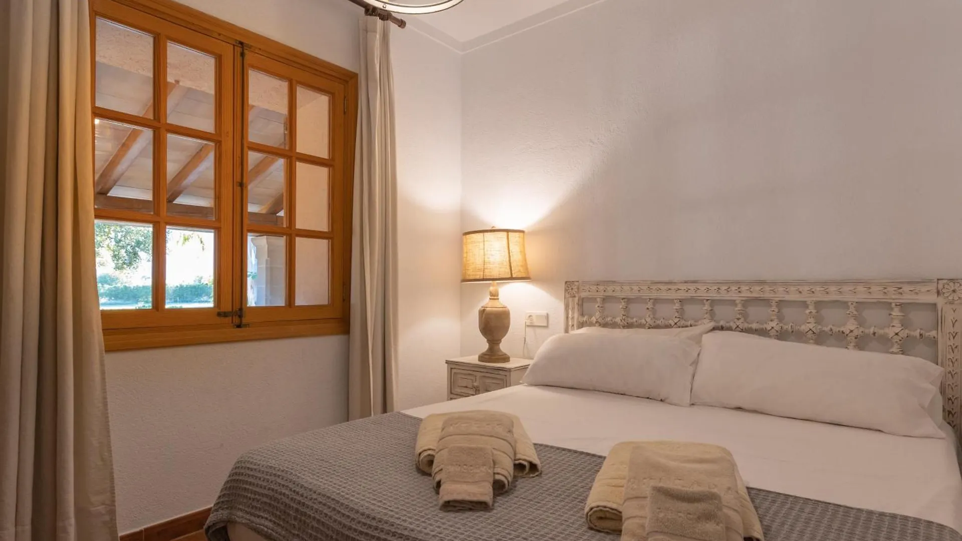 Finca Familia Pollenca Holiday home